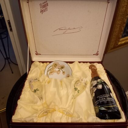 1983 Perrier-Jouet Belle Epoque - Fleur de Champagne Brut with Glasses and bowl, Champagne, France