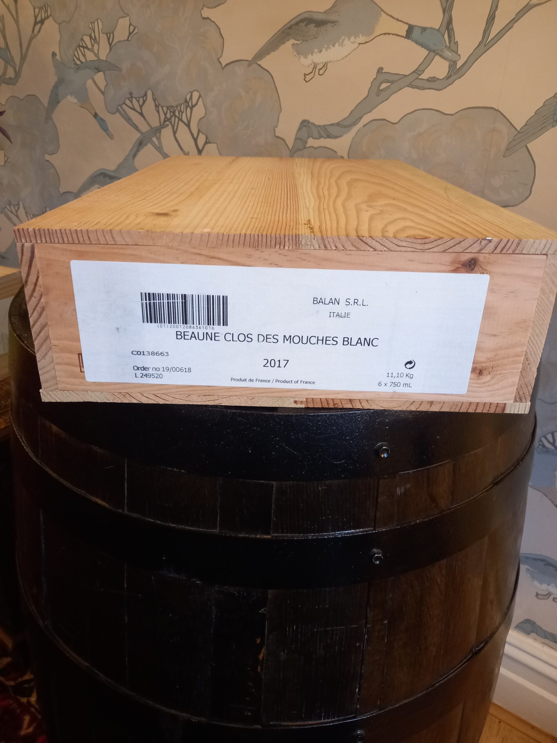 2017 Joseph Drouhin Clos des Mouches Blanc, Beaune Premier Cru, France